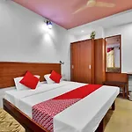 Oyo 82292 Hotel Airport Sky Inn